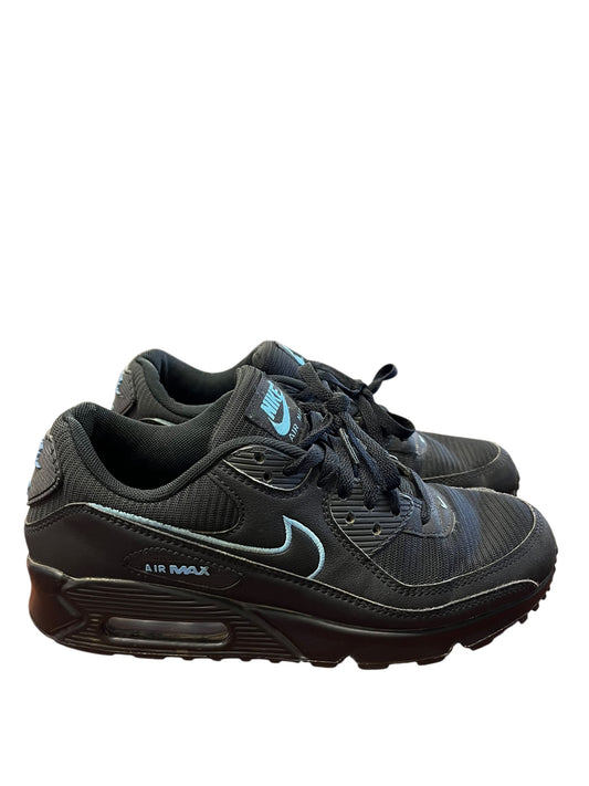 Black Nike Sneakers, 8