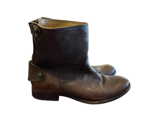 Brown Frye Boots, 7.5