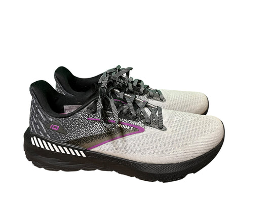 Gray Brooks Sneakers, 9