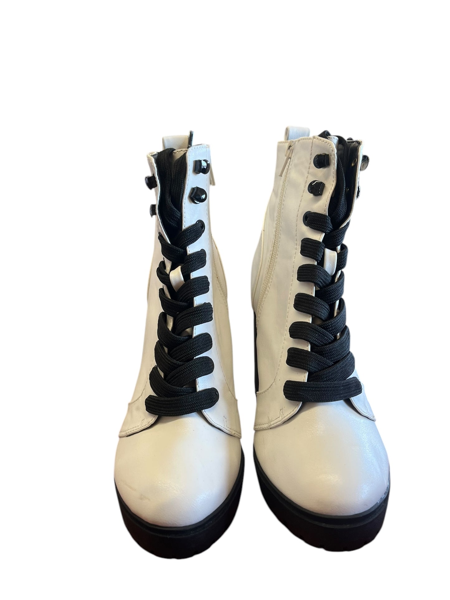 White Express Boots, 8