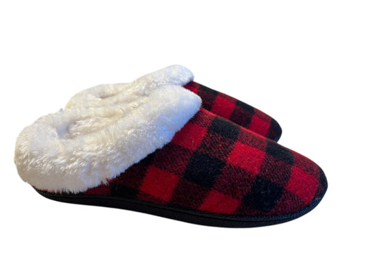 Red Plaid Sonoma slippers, 6/7