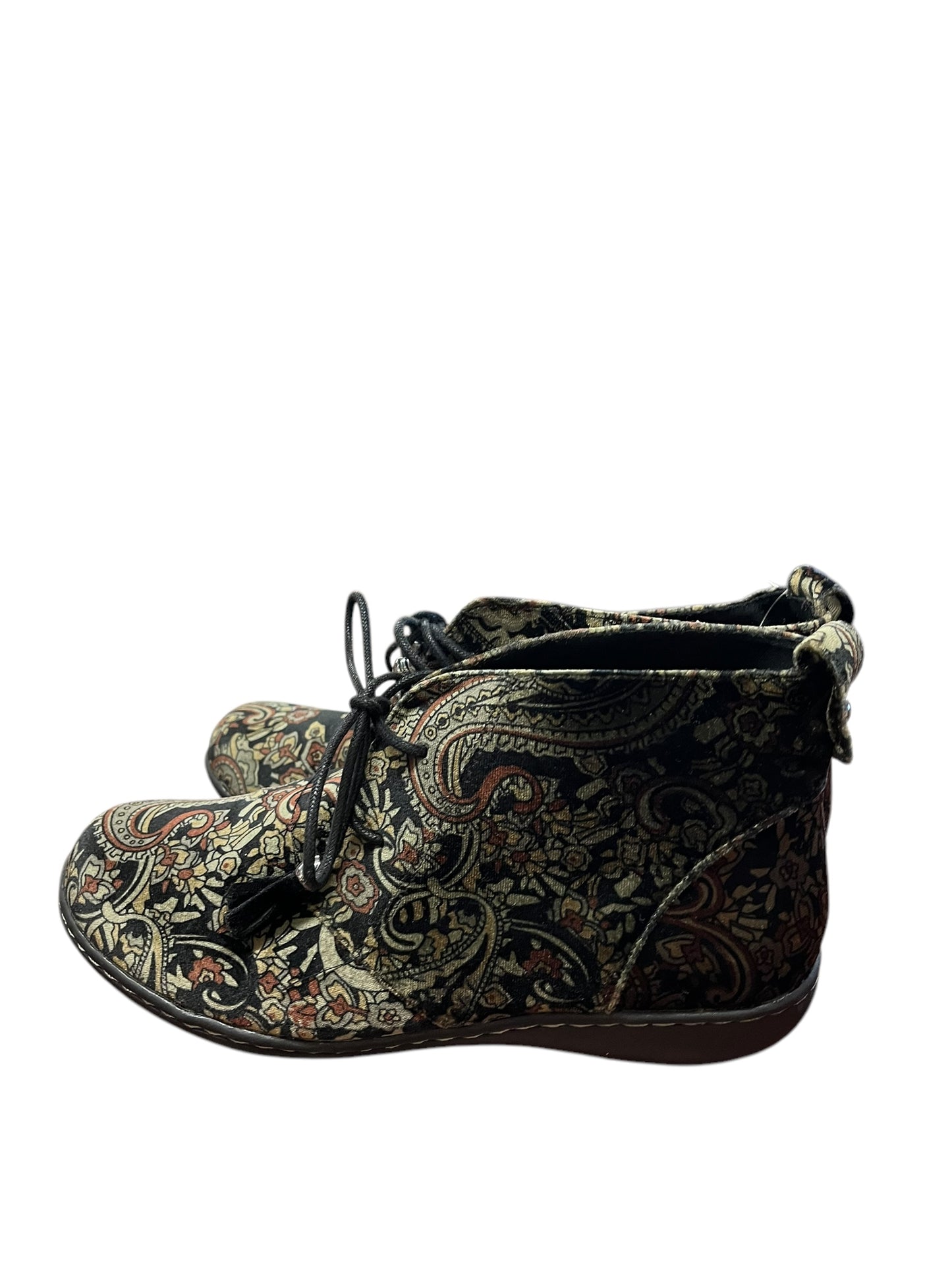 Paisley Soft Style Boots, 6.5