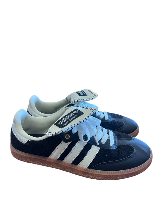 Black Adidas Sneakers, 8