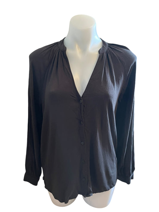 Black Old Navy Women's top, Medium