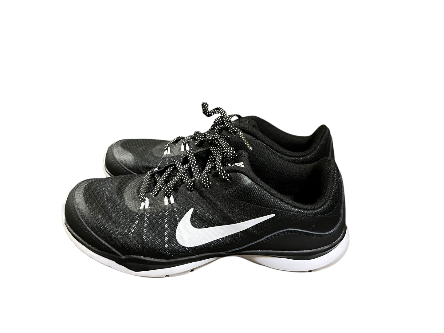 Black Nike Sneakers, 7