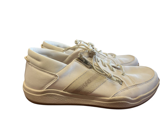 Cream Ryka Sneakers, 9