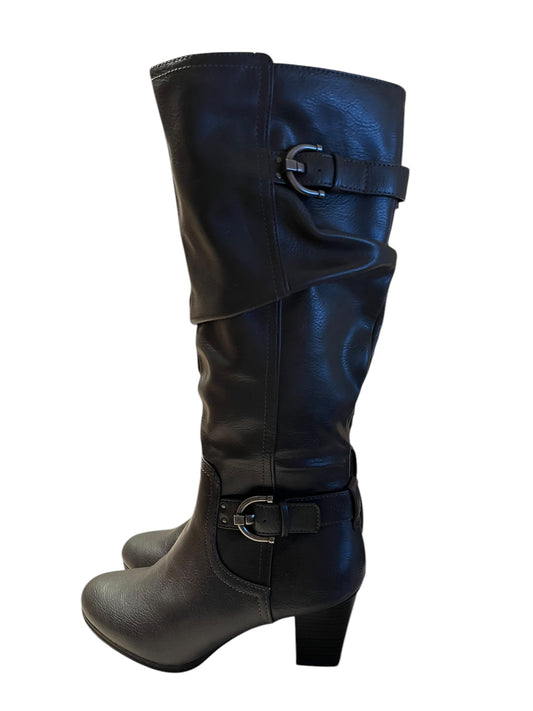 Dark Grey Rialto Boots, 6