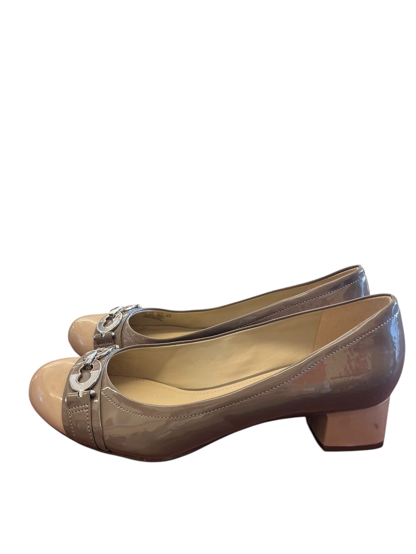 Tan Naturalizer Heels, 7.5