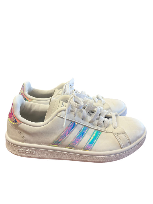 White Adidas Sneakers, 7.5